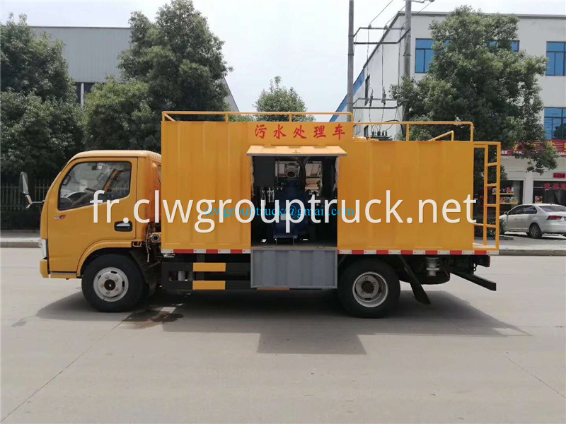 Sewage Treatment Truck 4